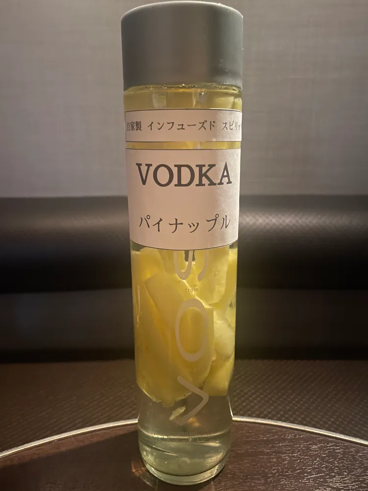 ウォッカ × パイナップル