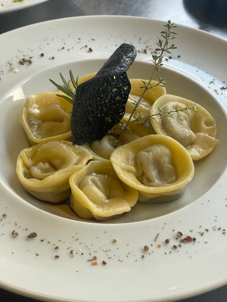 Hausgemachte Tortelloni
