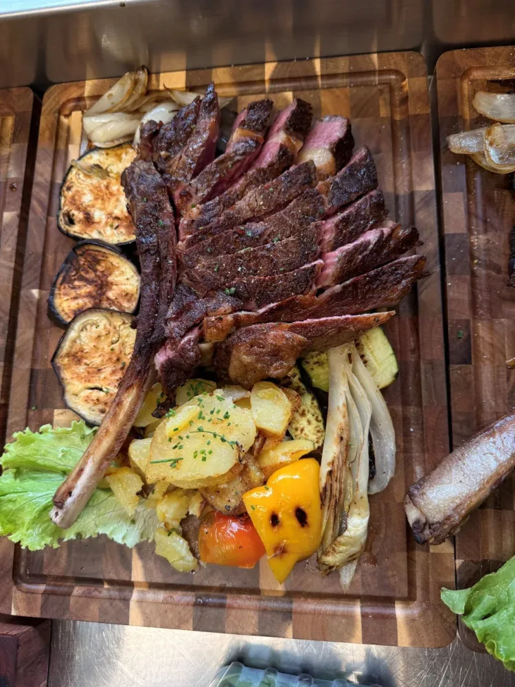 Tommahawk Steak vom Südtiroler Rind für 2 Personen
