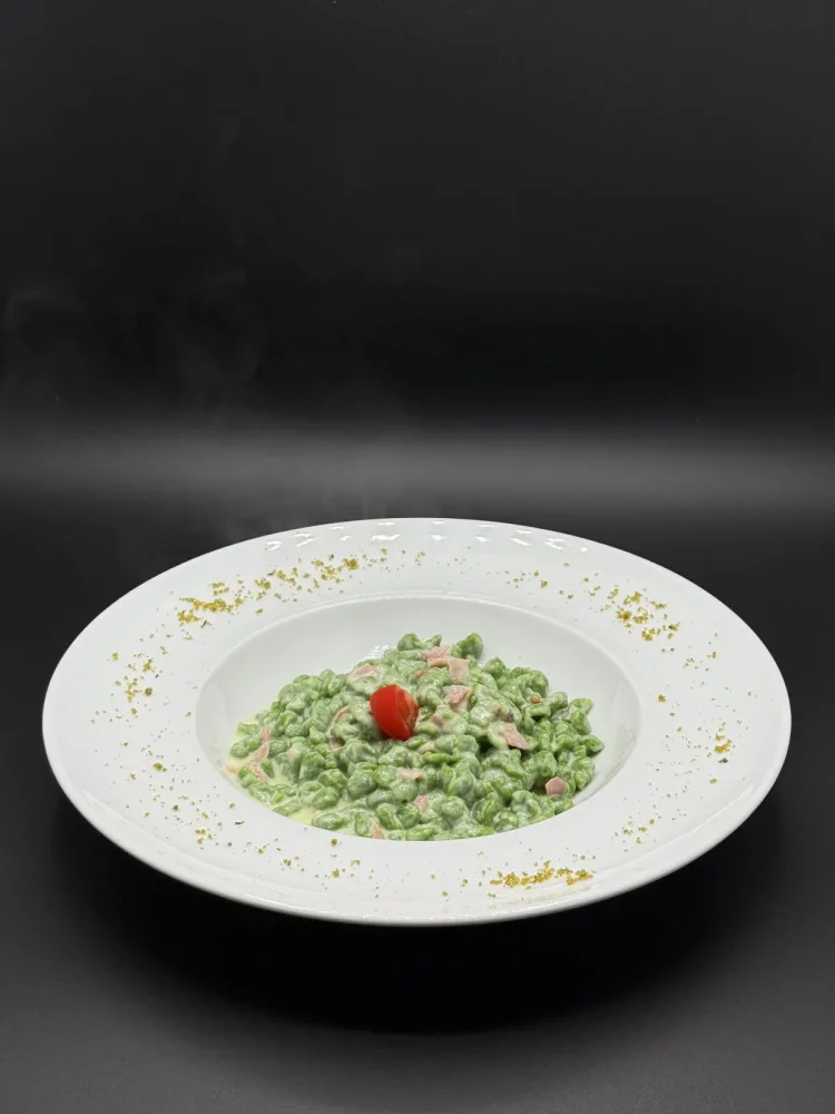 Hausgemachte Spinatspätzle