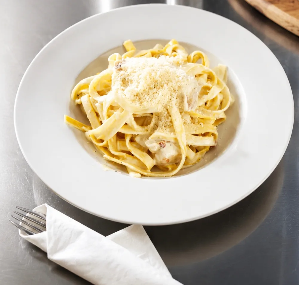 TAGLIATELLE ALFREDO