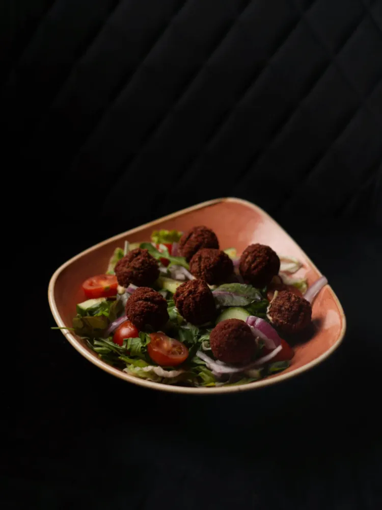 Edamame Falafel Salat