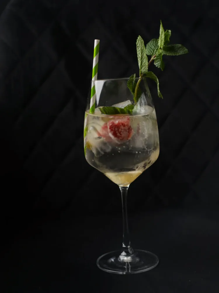 Lillet Spritz