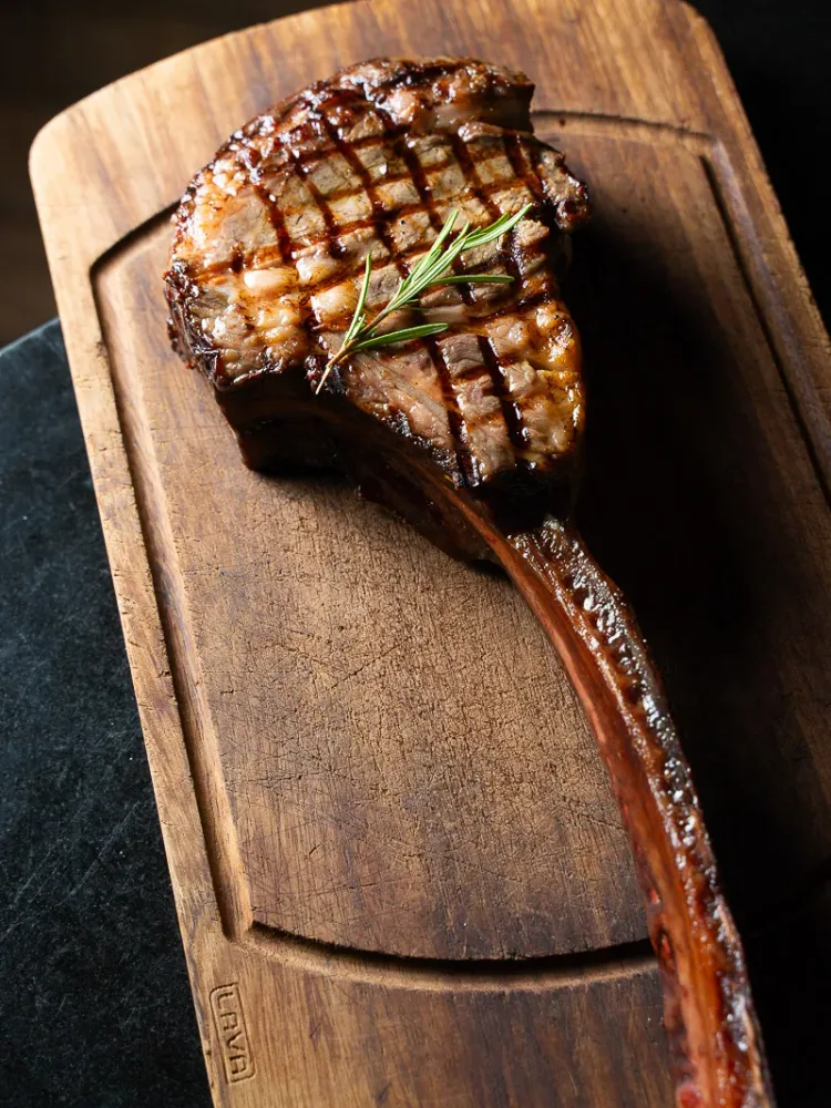 TOMAHAWK DRY AGED