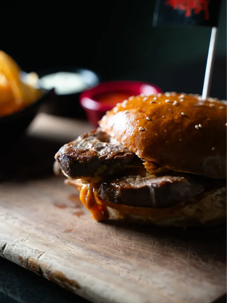STEAK BURGER